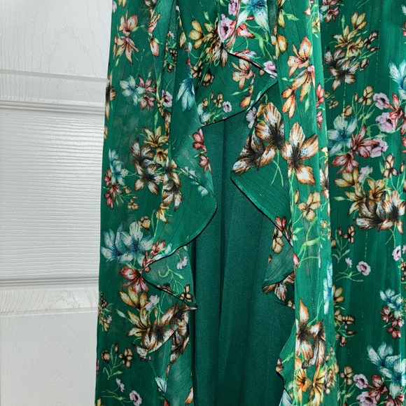 😍 Metallic Floral V-Neck Sleeveless Maxi Dress - Picture 10 of 15